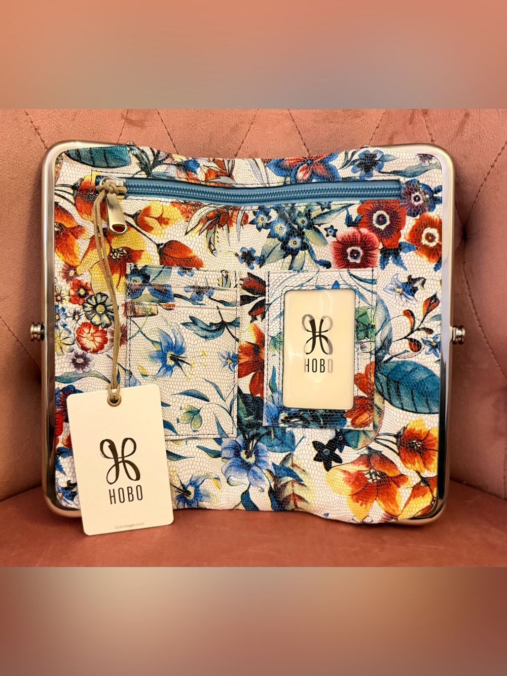 Hobo Lauren Clutch Wallet - Botanic Print NWT
